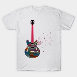 Guitarra con notas musicales T-Shirt